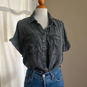 Jane + Delaney Button Down Top